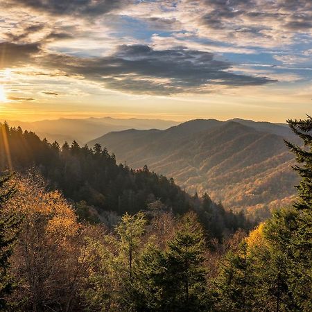 Peytons Hideaway Villa Gatlinburg Bagian luar foto